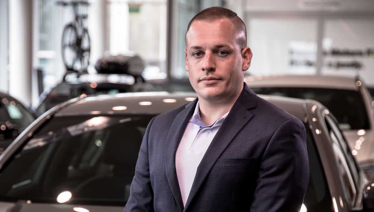 Wojciech Zimon Asystent Działu Sprzedaży Samochodów Używanych