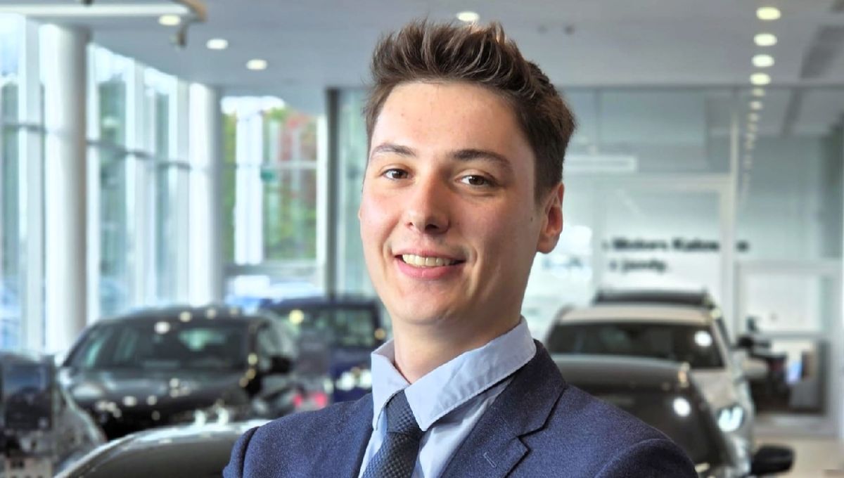 Marcin Majcherkiewicz Asystent Serwisu